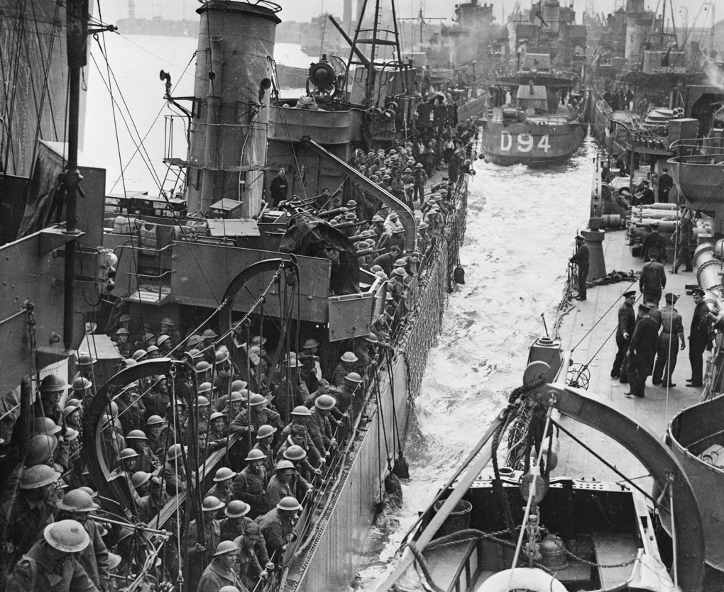 Image: Destroyer berthing at Dover (Photo by Puttnam and Malindine/ IWM via Getty Images)