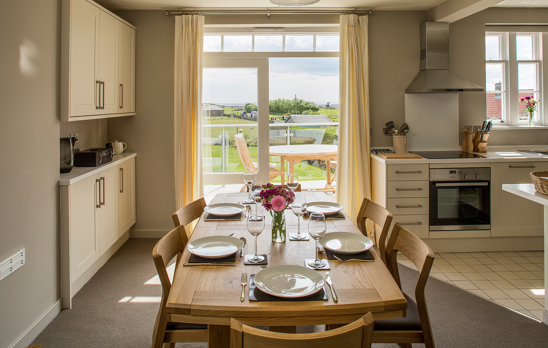 Dining room, ground floor