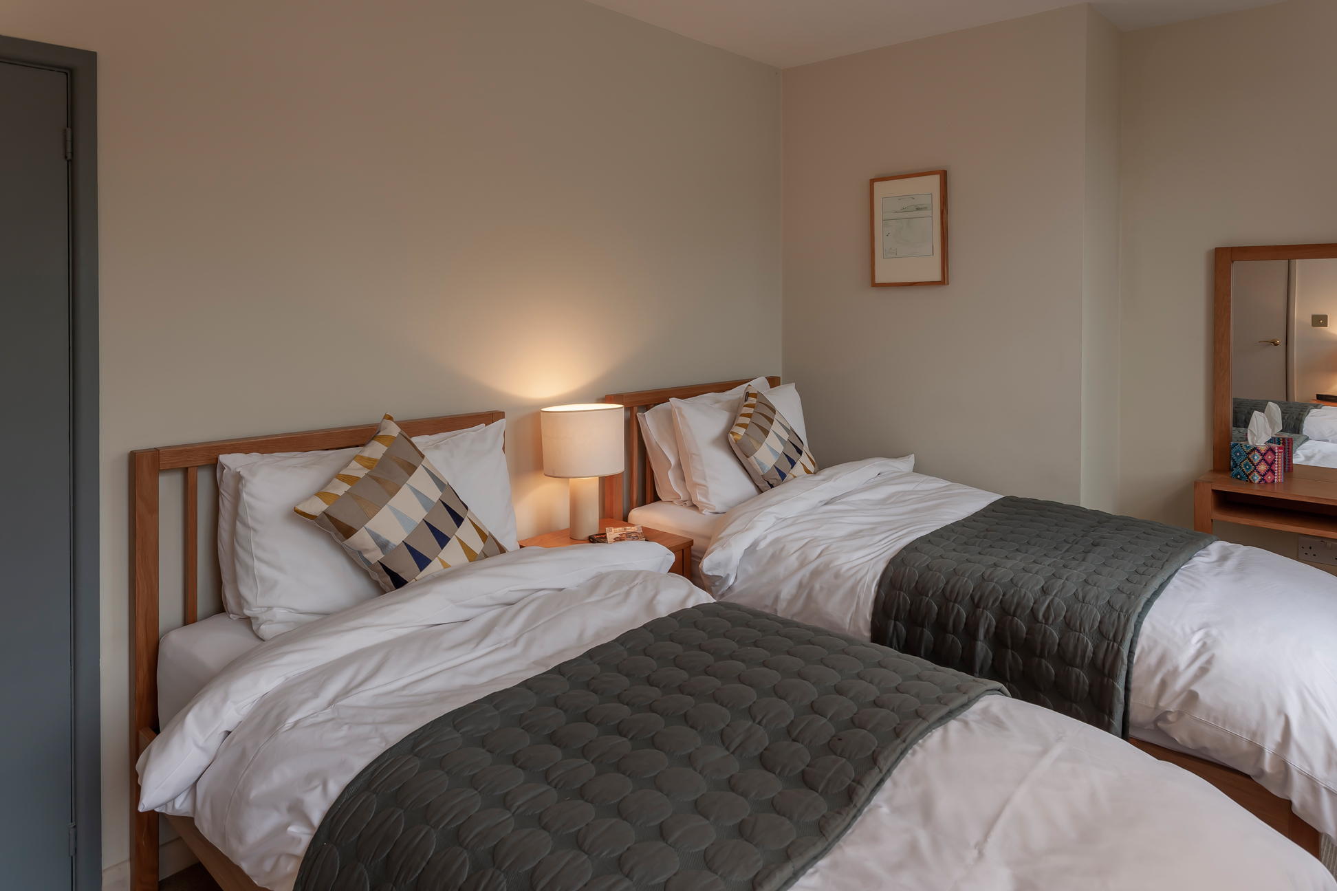 Twin bedroom, ground floor