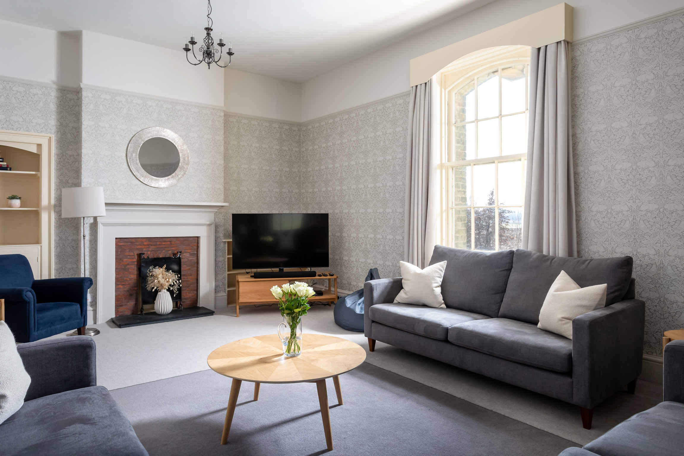 Lounge, ground floor