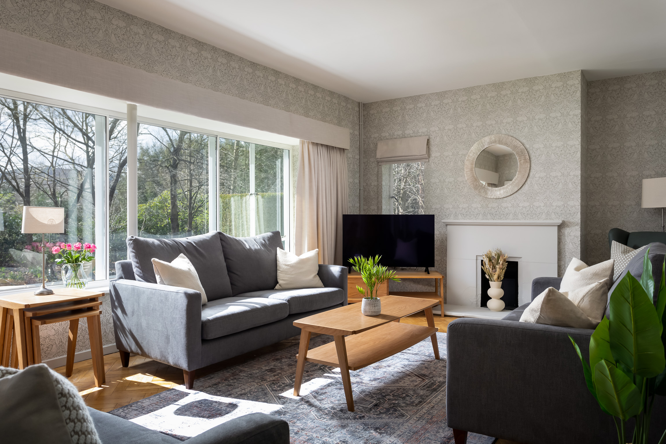 Lounge, ground floor