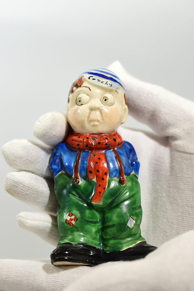 ‘Conchy’ figurine