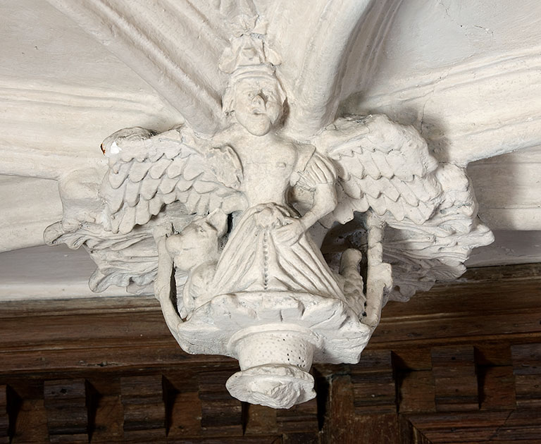 Hall ceiling pendant