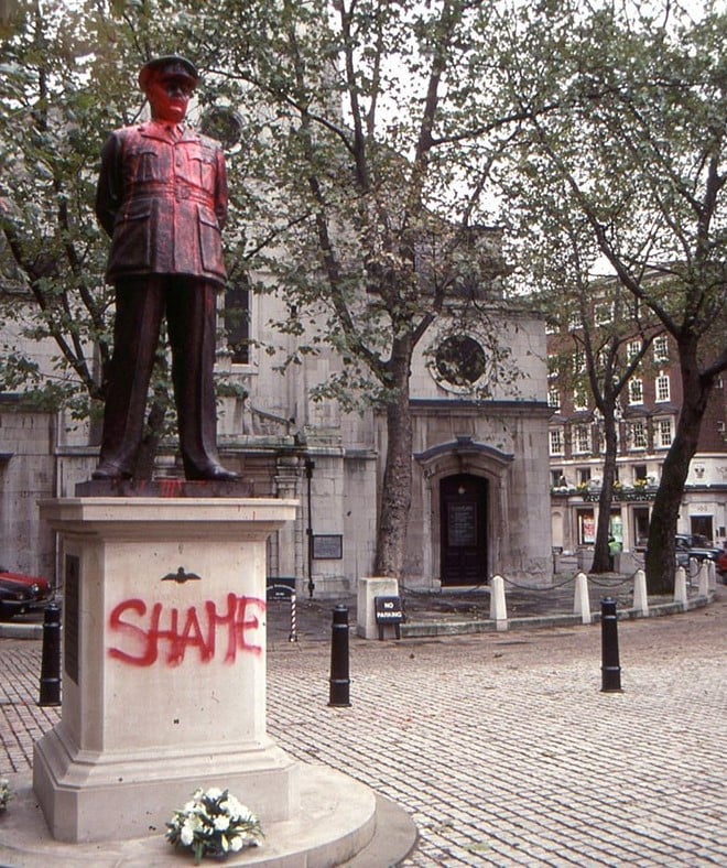 The Harris statue when it was defaced in October 1992 The Harris statue when it was defaced in October 1992