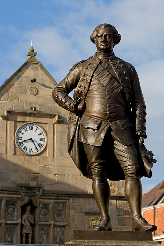 Carlo Marochetti’s statue of Clive in front of the Old Market Hall, Shrewsbury Carlo Marochetti’s statue of Clive in front of the Old Market Hall, Shrewsbury